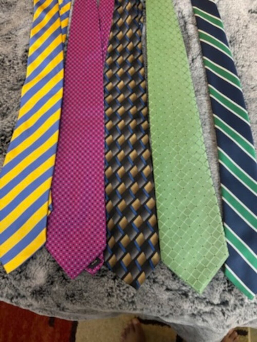 (5) Business Casual Ties